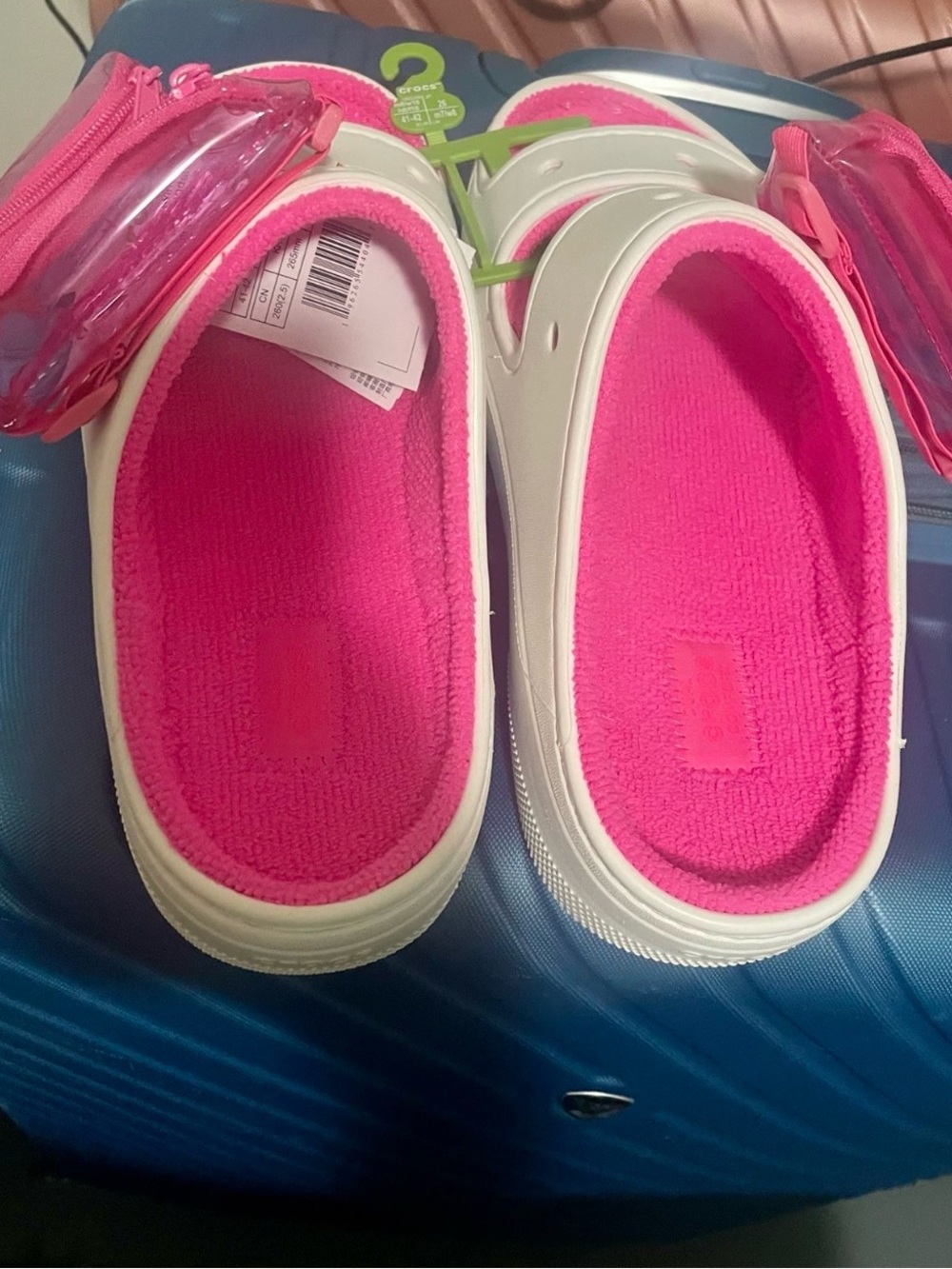Crocs Slippers(new) - Picture 4 of 7